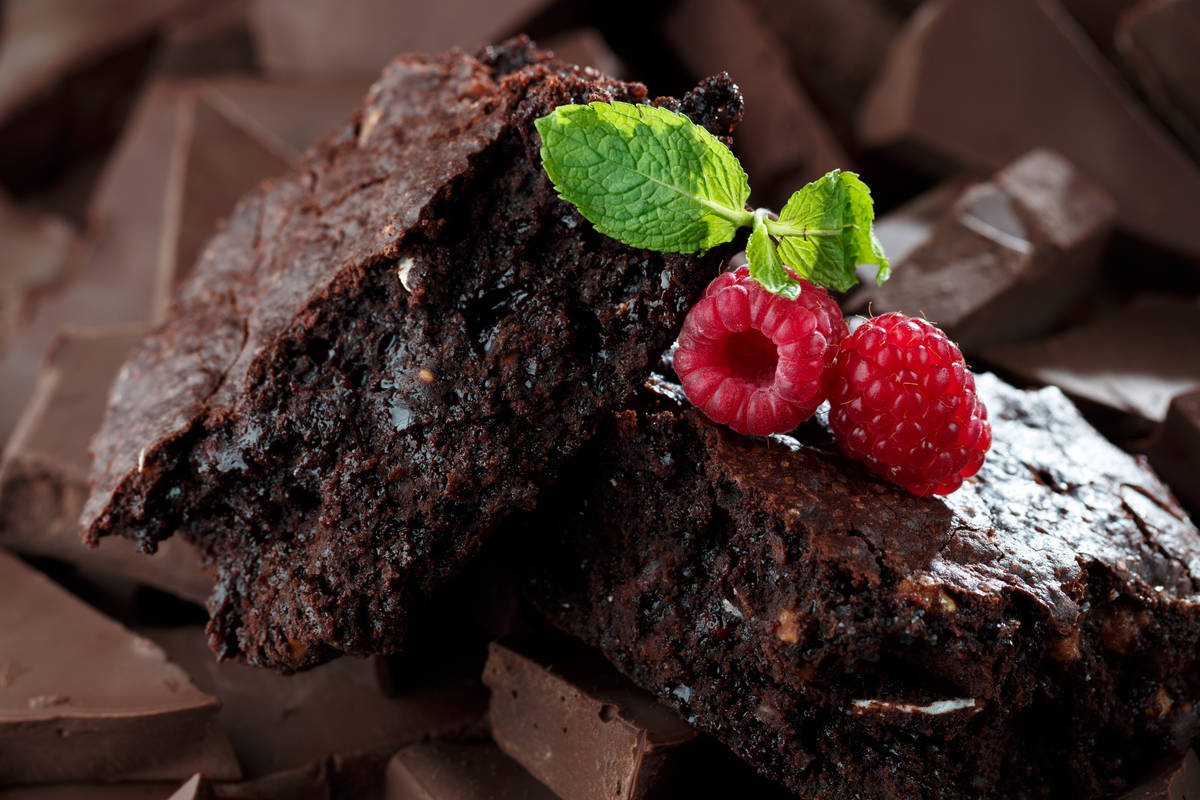 Chocolate brownies with raspberries